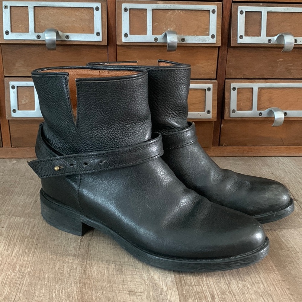 Madewell Black Leather Ankle Moto Boots Size 6